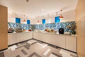 Holiday Inn Express Linzhi Airport by IHG