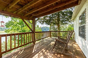 Lakefront Cottage