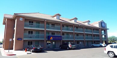 Intown Suites Extended Stay Phoenix Az - West