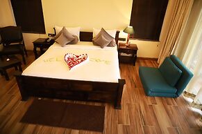 The Pench International