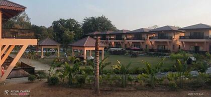 The Pench International