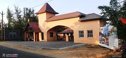 The Pench International