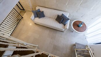 Piccola Luna Cozy Home