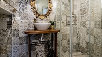 Piccola Luna Cozy Home