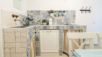 Piccola Luna Cozy Home