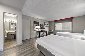 Royal Pagoda Motel