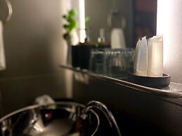 The Enlightened House