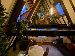 The Enlightened House