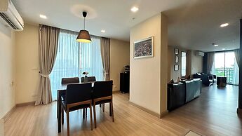 Ramada by Wyndham Bangkok Ten Ekamai Residences