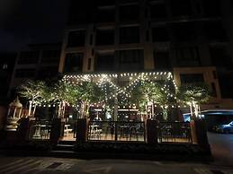 Ramada Ekamai