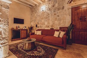 Peristyle Cave Cappadocia - Special Class