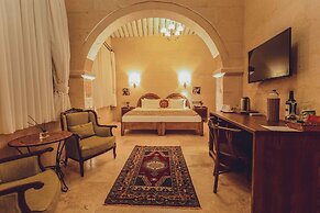 Peristyle Cave Cappadocia - Special Class