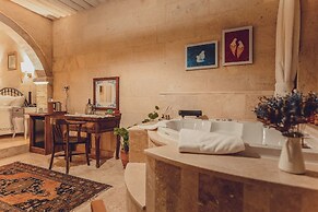 Peristyle Cave Cappadocia - Special Class