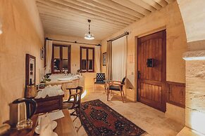 Peristyle Cave Cappadocia - Special Class