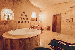 Peristyle Cave Cappadocia - Special Class