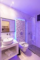 Stay Helios - Aparts & Pool Suites