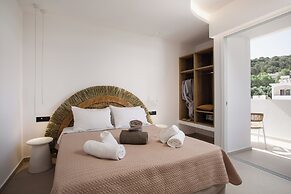 Stay Helios - Aparts & Pool Suites