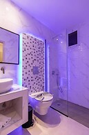 Stay Helios - Aparts & Pool Suites