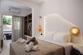 Stay Helios - Aparts & Pool Suites