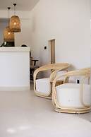 Stay Helios - Aparts & Pool Suites