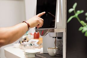 Stay Helios - Aparts & Pool Suites