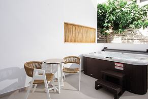 Stay Helios - Aparts & Pool Suites