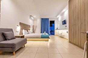 Stay Helios - Aparts & Pool Suites