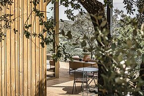 Souki Lodges & Spa