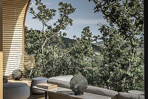 Souki Lodges & Spa