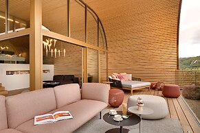 Souki Lodges & Spa