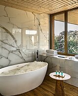 Souki Lodges & Spa