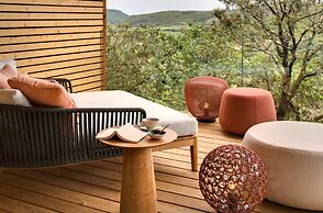 Souki Lodges & Spa