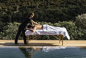Souki Lodges & Spa