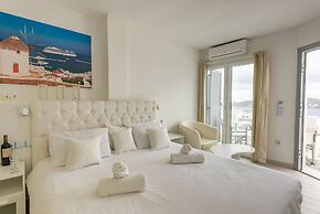 Maroulinas View Studios & Apartments