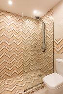 Maroulinas View Studios & Apartments