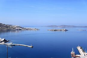 Maroulinas View Studios & Apartments