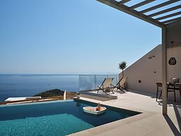 Yoma Cove Suites