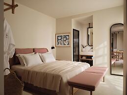 Yoma Cove Suites