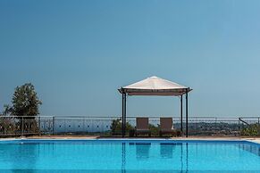 Hilltop Resort