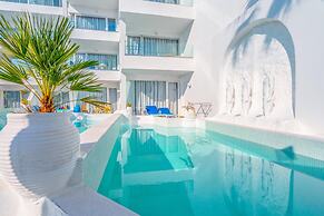 Kouros Home and Suites