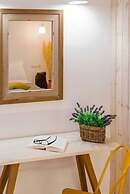 Kouros Home and Suites