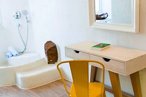 Kouros Home and Suites