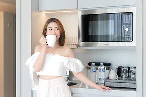 Shama Yen-Akat Bangkok