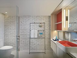 Shama Yen-Akat Bangkok