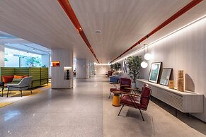 Shama Yen-Akat Bangkok