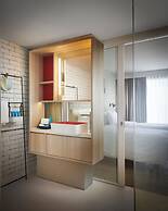 Shama Yen-Akat Bangkok