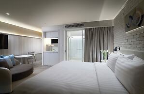 Shama Yen-Akat Bangkok