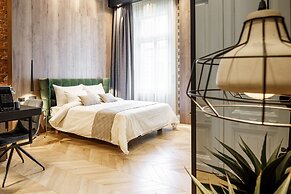 Schuster Boarding House