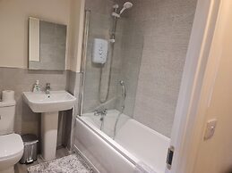 Stunning 3-bed House in Wolverhampton