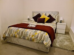 Stunning 3-bed House in Wolverhampton